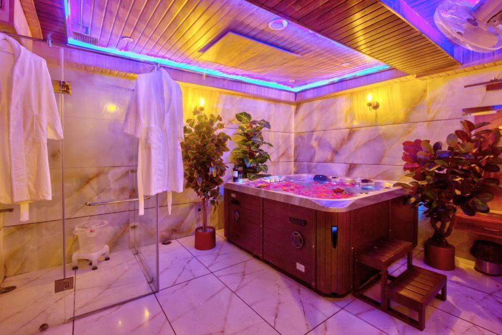 Hotel Highway Inn Manāli Dış mekan fotoğraf